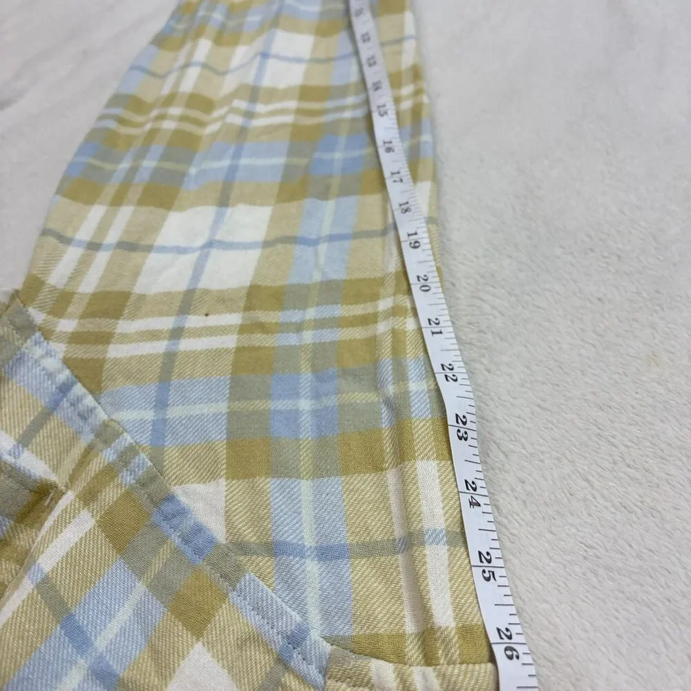 H&M Plaid Flannel Button Down Shirt Mens Large Green White Workwear Long Sleeve